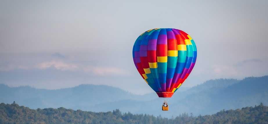 Heißluftballon als Bild für Entscheidungen Heißluftballon als Bild für Entscheidungen
