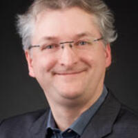 Karsten Lüth