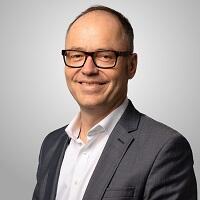 Dr. Stefan Barth