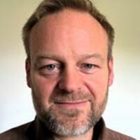 Dr. Niels Krabisch