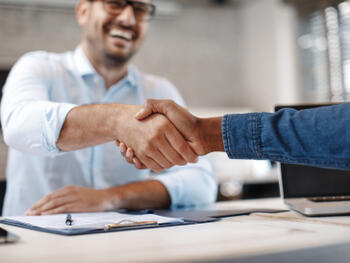Siezen oder Duzen im Job?