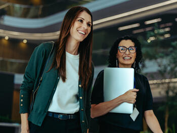 Werde zur Projektmanagerin deiner Karriere – 4 Erfolgstipps für Frauen Werde zur Projektmanagerin deiner Karriere – 4 Erfolgstipps für Frauen